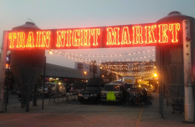 Srinakarin Night Market: Treasure Chest of Surprises