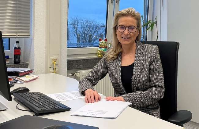 Just Do It! DES Germany CFO’s Advice on Reaching Your Full Potential